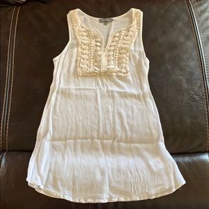 Market & Spruce White Tank Top
